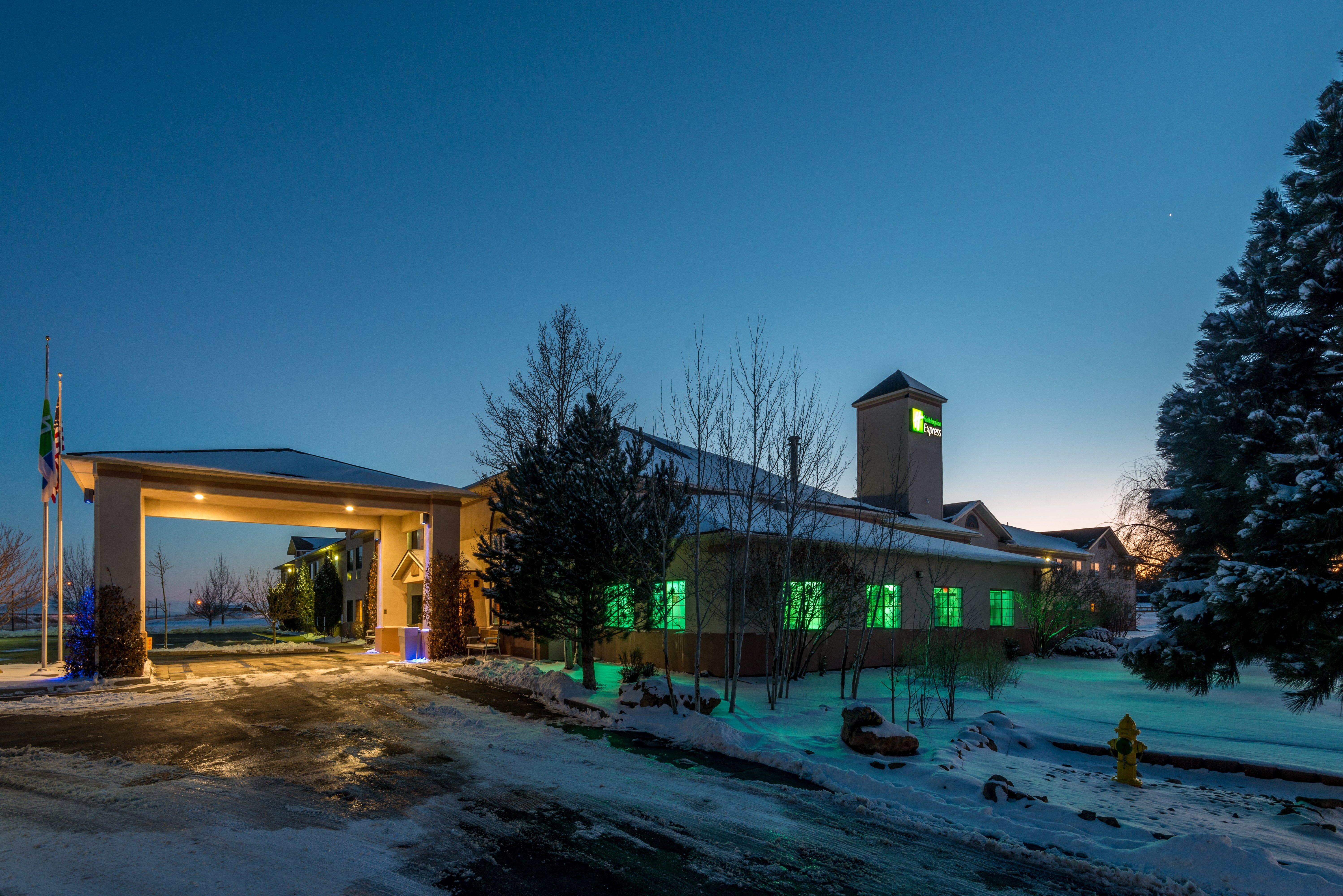 Holiday Inn Express Hotel & Suites Raton By Ihg Exterior foto